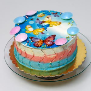 Dětský vanilkovo-malinový dort  (2kg) (objednávka minimálně 3 dny předem)